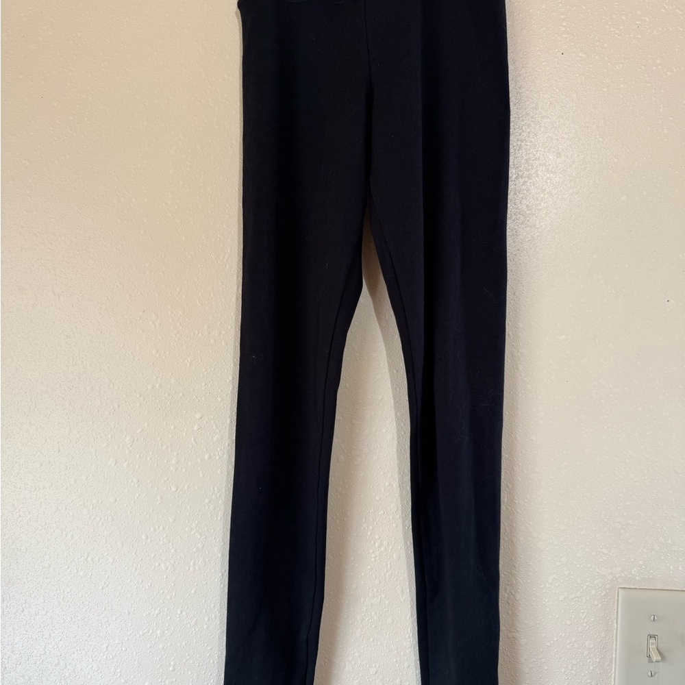 SKIMS Black High-Waisted Outdoor Leggings. NWT!! Color Onyx